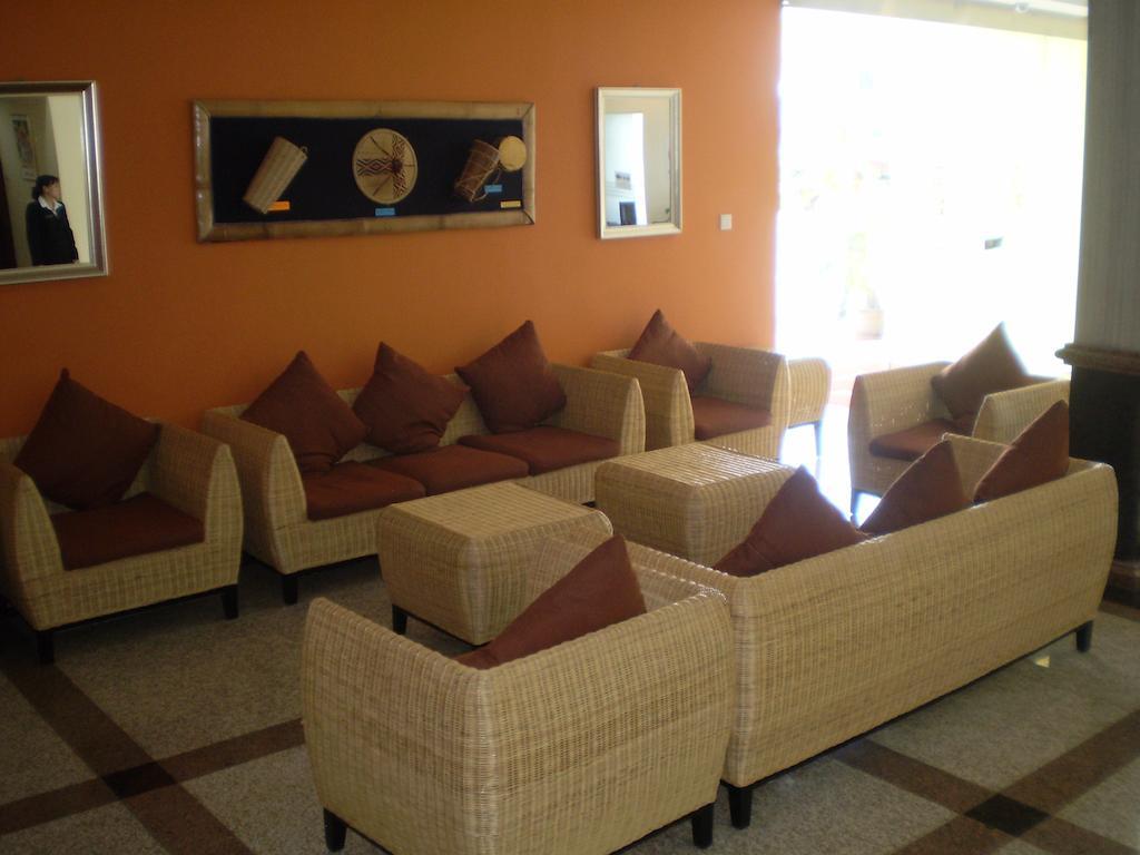Tang Dynasty Lodge Tuaran Kültér fotó